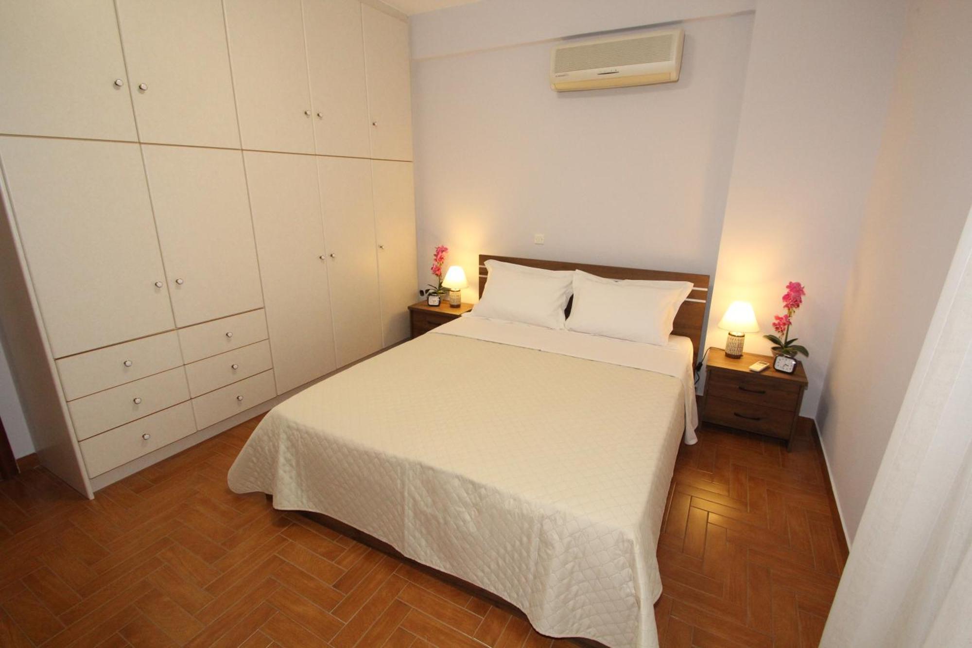 Spacious Country Apartment Враврона Экстерьер фото
